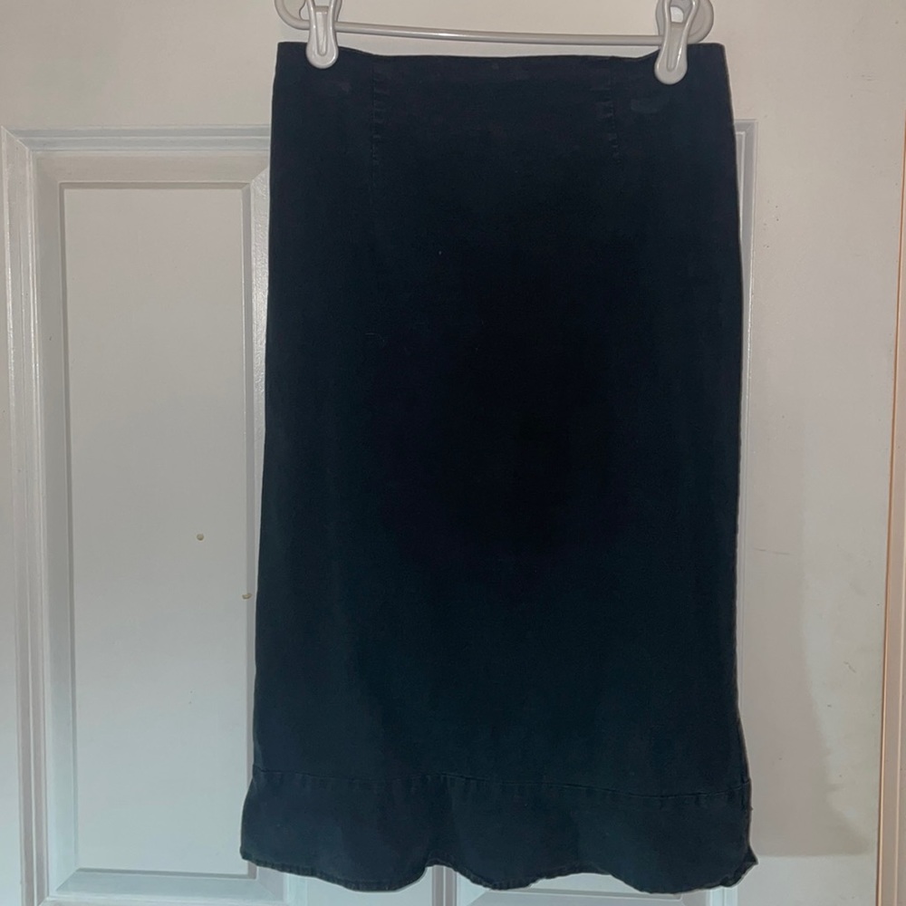 Forever 21 black Pencil Skirt **PRICE DROP!!**